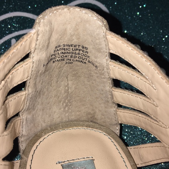 Blue by Betsey Johnson Tee Evening Sandals - Picture 5 of 5